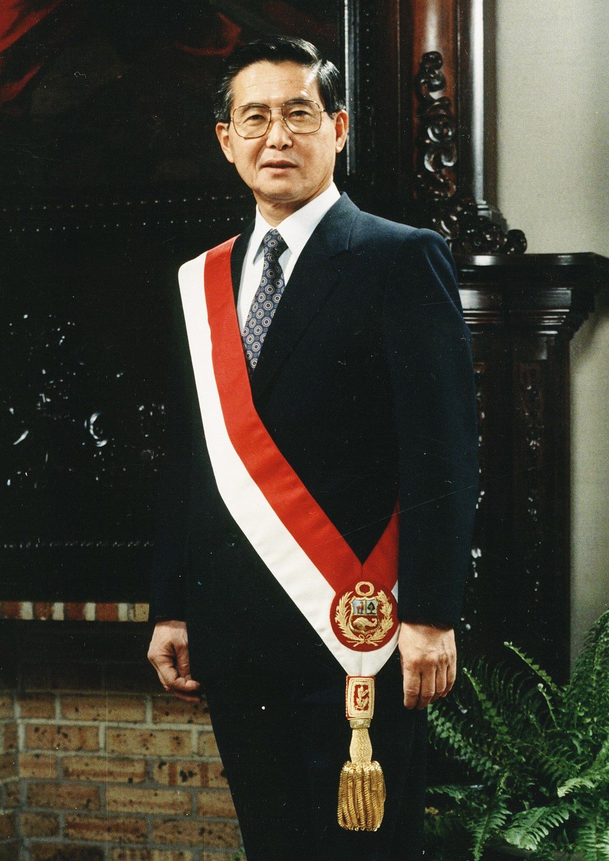 30 World Leaders Who Had Affairs While In Power – Garlic Soda
